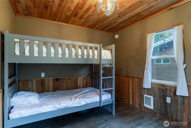 48 Blue Jay Loop, Walla Walla, WA 99362