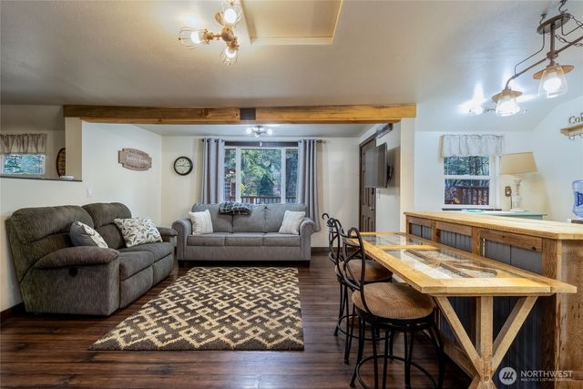 48 Blue Jay Loop, Walla Walla, WA 99362