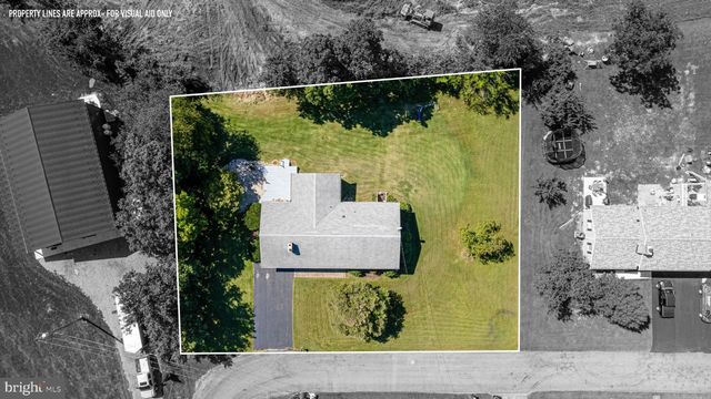 1115 GAYMAN RD, Chambersburg, PA 17202