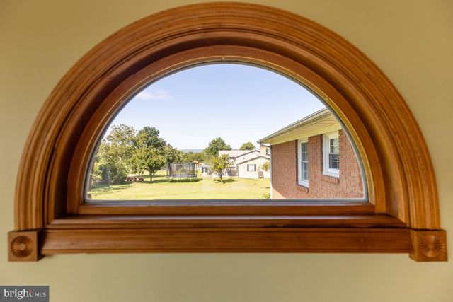 1115 GAYMAN RD, Chambersburg, PA 17202
