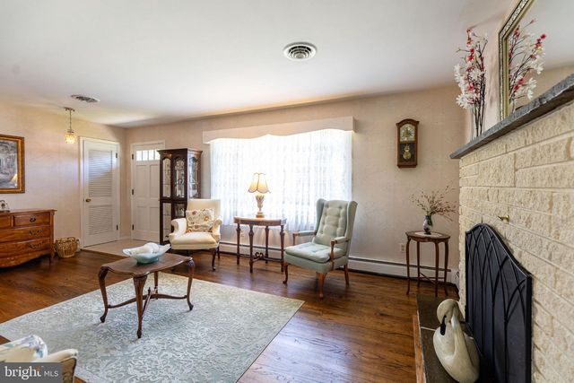 1115 GAYMAN RD, Chambersburg, PA 17202