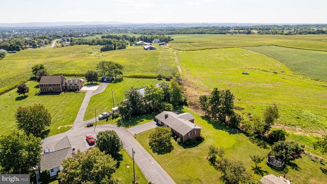 1115 GAYMAN RD, Chambersburg, PA 17202