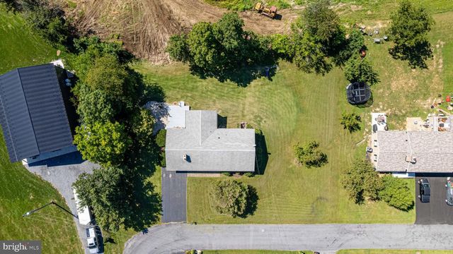 1115 GAYMAN RD, Chambersburg, PA 17202