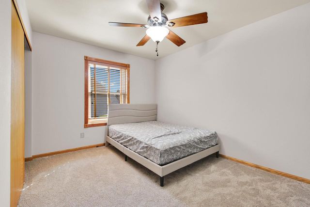 1280 Orchard CIRCLE, Oconomowoc, WI 53066