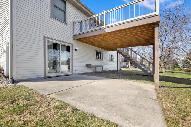 1280 Orchard CIRCLE, Oconomowoc, WI 53066