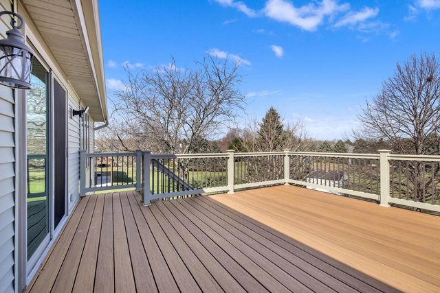 1280 Orchard CIRCLE, Oconomowoc, WI 53066