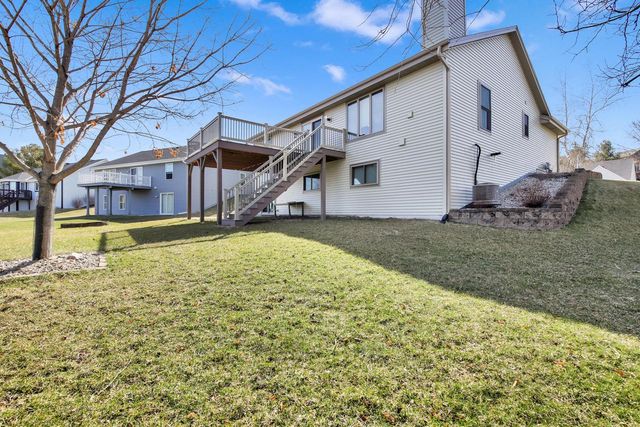 1280 Orchard CIRCLE, Oconomowoc, WI 53066