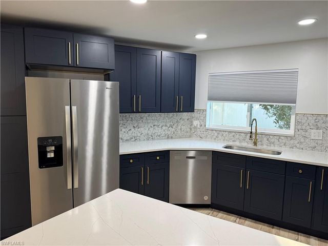 4936 Nassau CT, Cape Coral, FL 33904