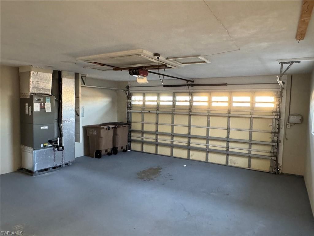 Image 23 of property listing at 4936 Nassau CT, Cape Coral, FL 33904