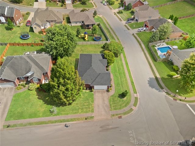 6610 Deerfield Drive, Charlestown, IN 47111