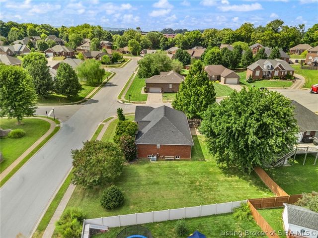 6610 Deerfield Drive, Charlestown, IN 47111