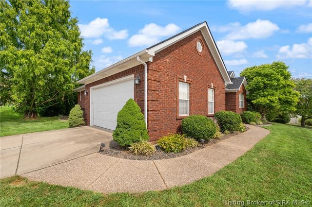 6610 Deerfield Drive, Charlestown, IN 47111