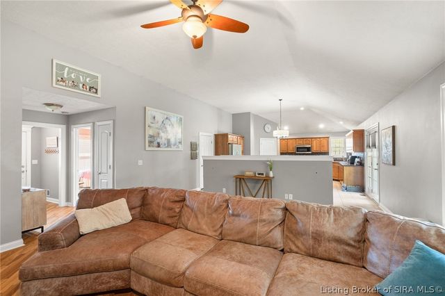 6610 Deerfield Drive, Charlestown, IN 47111