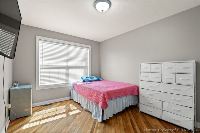 6610 Deerfield Drive, Charlestown, IN 47111
