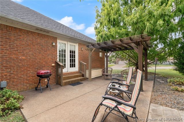 6610 Deerfield Drive, Charlestown, IN 47111