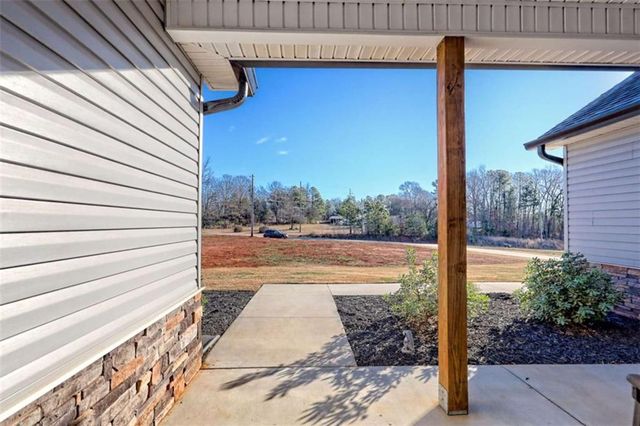 995 Dortch Road, Eastanollee, GA 30538