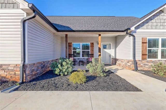 995 Dortch Road, Eastanollee, GA 30538