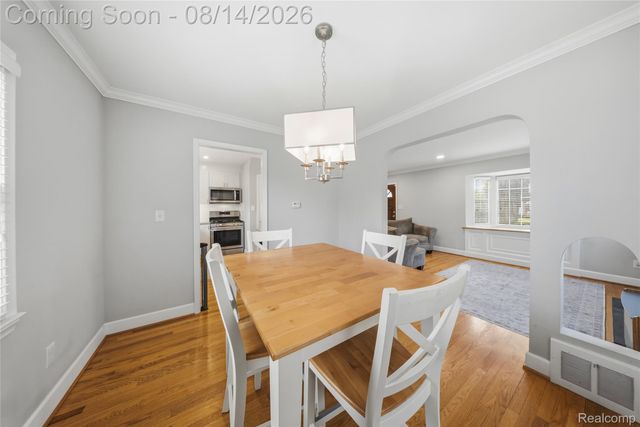 15244 Regina Avenue, Allen Park, MI 48101