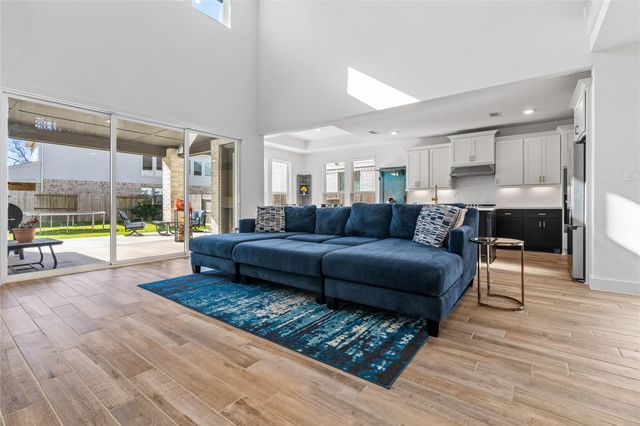 10606 Kingston Spring Drive, Missouri City, TX 77459