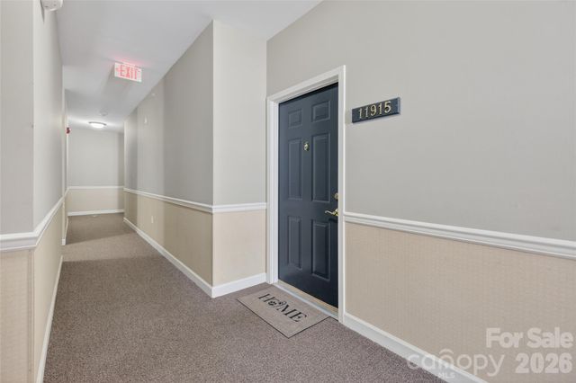 11915 Ridgeway Park Drive, Charlotte, NC 28277
