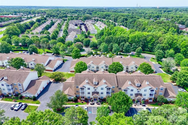 11915 Ridgeway Park Drive, Charlotte, NC 28277