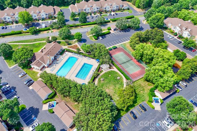 11915 Ridgeway Park Drive, Charlotte, NC 28277