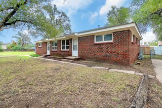 4354-4356 S Seneca St, Wichita, KS 67217