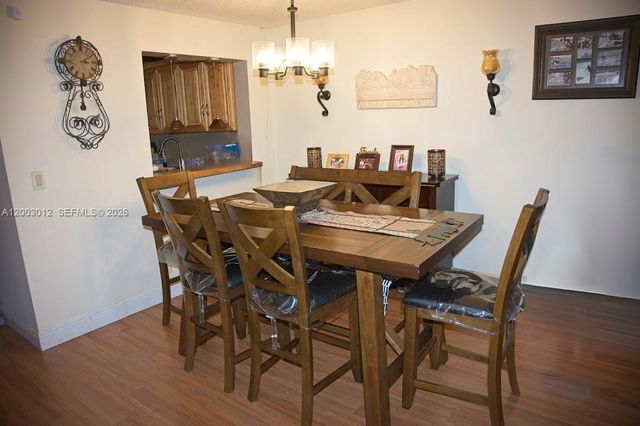 9955 NW 10th St 24, Pembroke Pines, FL 33024