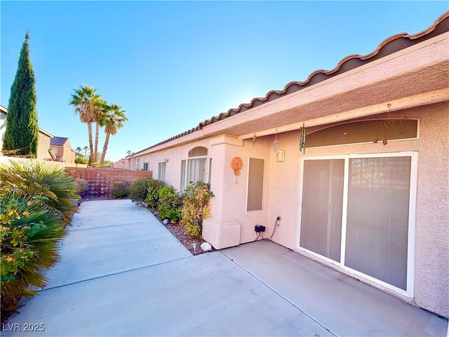 2842 Altair Street, Las Vegas, NV 89117