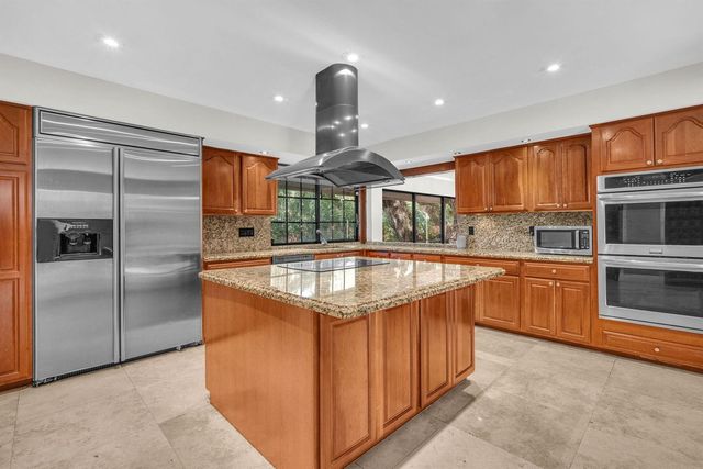 5820 SW 37th Terrace, Fort Lauderdale, FL 33312