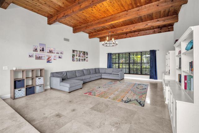 5820 SW 37th Terrace, Fort Lauderdale, FL 33312