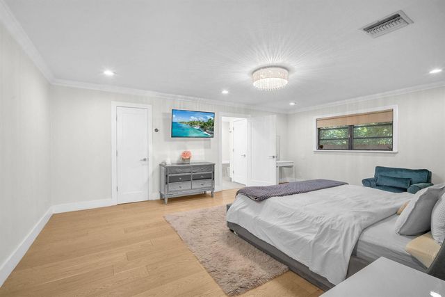 5820 SW 37th Terrace, Fort Lauderdale, FL 33312