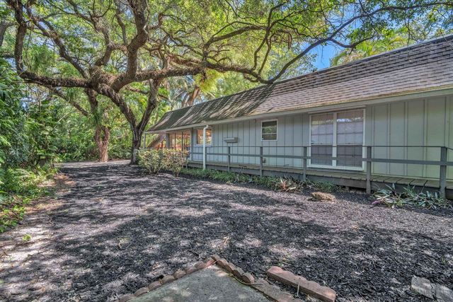 5820 SW 37th Terrace, Fort Lauderdale, FL 33312