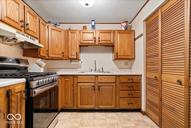 121 Coronado Road, Indianapolis, IN 46234