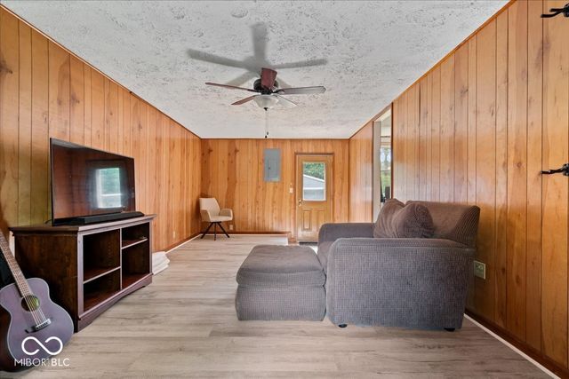 121 Coronado Road, Indianapolis, IN 46234