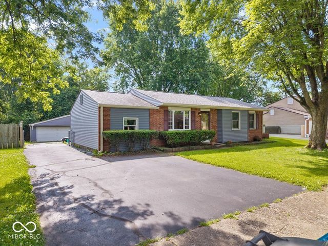 121 Coronado Road, Indianapolis, IN 46234
