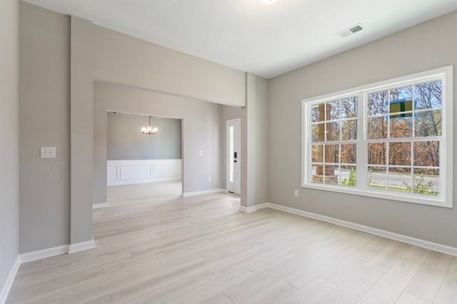 445 Bronco Pass, 84, Evans, GA 30809