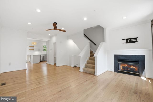 3839 WATKINS MILL DR, Alexandria, VA 22304