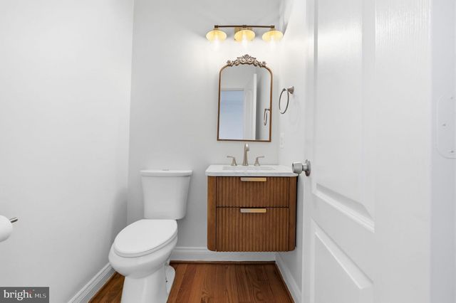 3839 WATKINS MILL DR, Alexandria, VA 22304