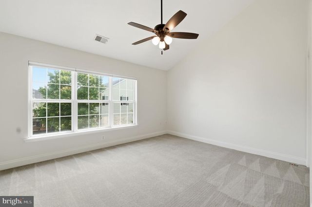 3839 WATKINS MILL DR, Alexandria, VA 22304