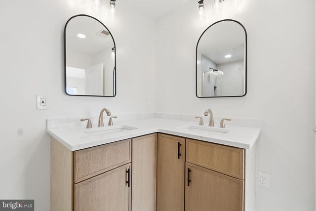 3839 WATKINS MILL DR, Alexandria, VA 22304