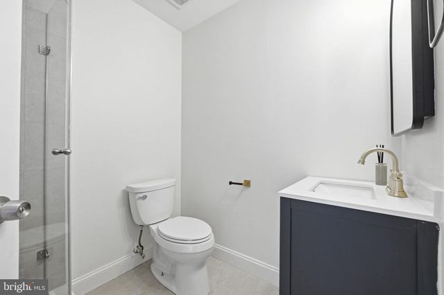 3839 WATKINS MILL DR, Alexandria, VA 22304