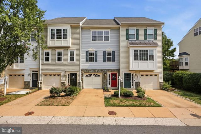 3839 WATKINS MILL DR, Alexandria, VA 22304