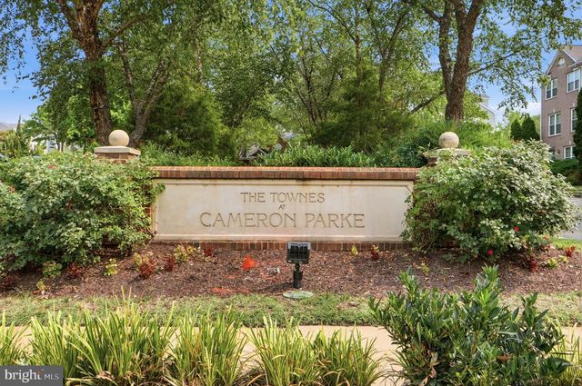 3839 WATKINS MILL DR, Alexandria, VA 22304