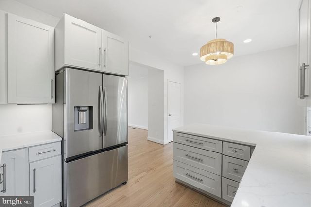 3839 WATKINS MILL DR, Alexandria, VA 22304