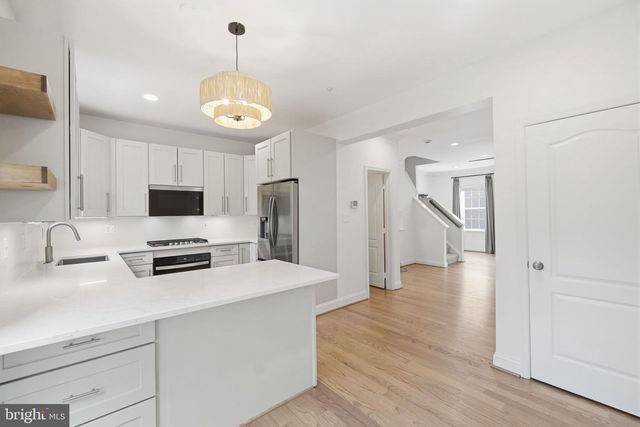 3839 WATKINS MILL DR, Alexandria, VA 22304