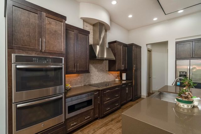 300 S La Crescenta Drive, St Augustine, FL 32080