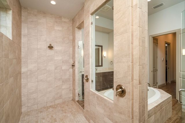 300 S La Crescenta Drive, St Augustine, FL 32080