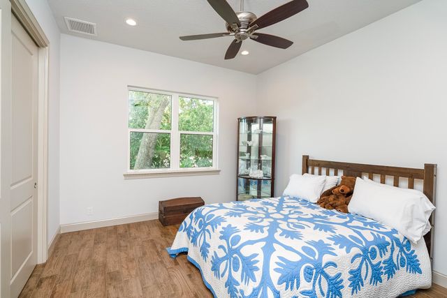 300 S La Crescenta Drive, St Augustine, FL 32080