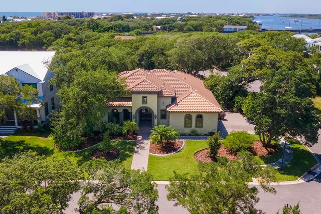 300 S La Crescenta Drive, St Augustine, FL 32080